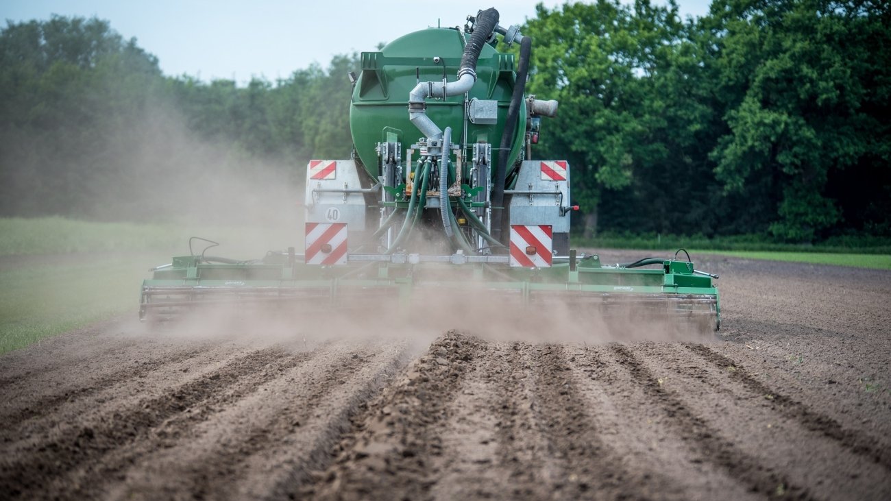 tractor-3486285_1920